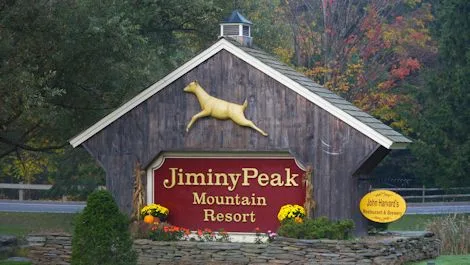 Jiminy sign during the summer